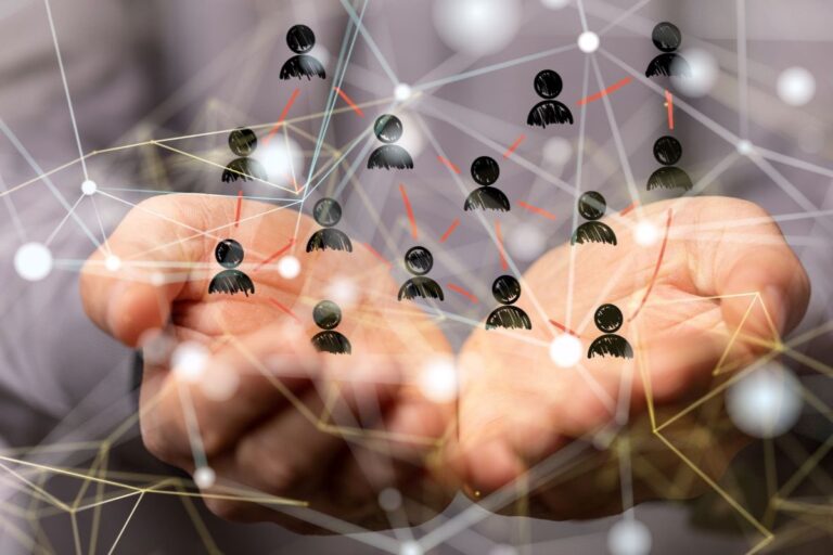 Strengthening Team Collaboration: The Role of Emotional Intelligence in Fostering Cohesion